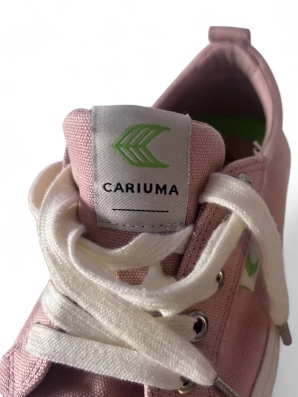 Cariuma OCA Women's Low-Top Canvas Sneakers in Dusty Rose Size 7 Casual Trainers
